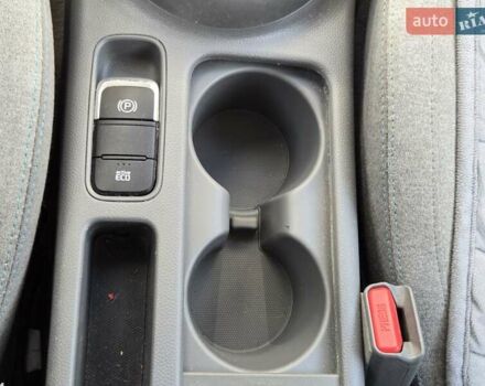 Сірий Кіа Soul, об'ємом двигуна 0 л та пробігом 116 тис. км за 9700 $, фото 23 на Automoto.ua