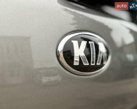 Сірий Кіа Soul, об'ємом двигуна 0 л та пробігом 141 тис. км за 10444 $, фото 33 на Automoto.ua