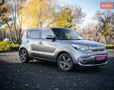 Сірий Кіа Soul, об'ємом двигуна 0 л та пробігом 46 тис. км за 11750 $, фото 3 на Automoto.ua