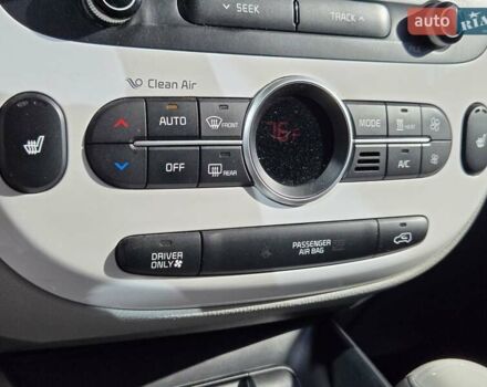 Сірий Кіа Soul, об'ємом двигуна 0 л та пробігом 116 тис. км за 9700 $, фото 21 на Automoto.ua