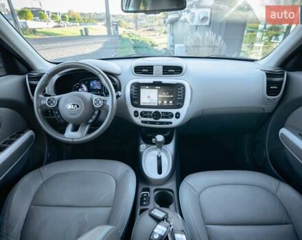 Сірий Кіа Soul, об'ємом двигуна 0 л та пробігом 46 тис. км за 11750 $, фото 17 на Automoto.ua