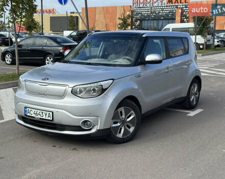 Сірий Кіа Soul, об'ємом двигуна 0 л та пробігом 161 тис. км за 10200 $, фото 9 на Automoto.ua