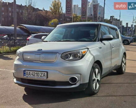 Серый Киа Soul, объемом двигателя 0 л и пробегом 116 тыс. км за 8900 $, фото 2 на Automoto.ua