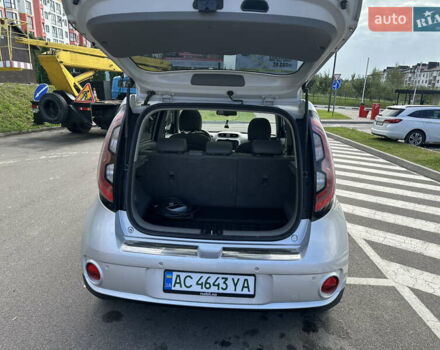 Сірий Кіа Soul, об'ємом двигуна 0 л та пробігом 161 тис. км за 10200 $, фото 56 на Automoto.ua