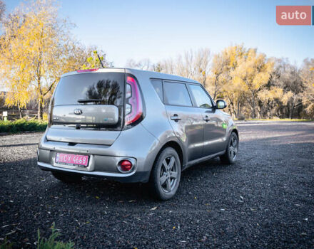 Сірий Кіа Soul, об'ємом двигуна 0 л та пробігом 46 тис. км за 11750 $, фото 5 на Automoto.ua