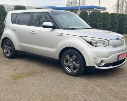 Серый Киа Soul, объемом двигателя 0 л и пробегом 100 тыс. км за 10300 $, фото 2 на Automoto.ua