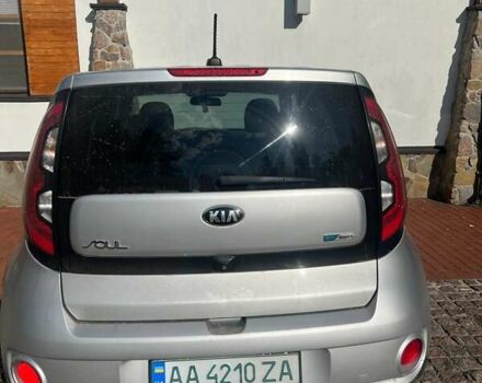 Сірий Кіа Soul, об'ємом двигуна 0 л та пробігом 71 тис. км за 11000 $, фото 1 на Automoto.ua