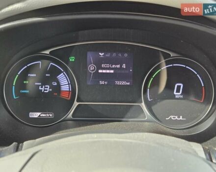 Сірий Кіа Soul, об'ємом двигуна 0 л та пробігом 116 тис. км за 9700 $, фото 26 на Automoto.ua
