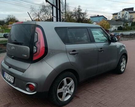 Серый Киа Soul, объемом двигателя 0 л и пробегом 130 тыс. км за 6150 $, фото 7 на Automoto.ua