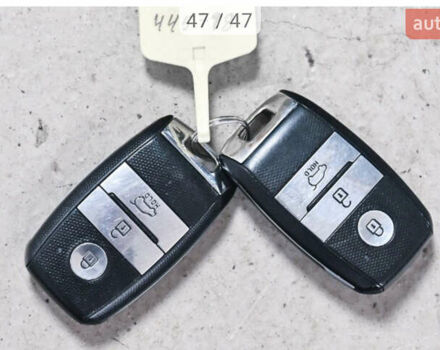 Сірий Кіа Soul, об'ємом двигуна 0 л та пробігом 141 тис. км за 10444 $, фото 53 на Automoto.ua