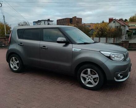 Серый Киа Soul, объемом двигателя 0 л и пробегом 130 тыс. км за 6150 $, фото 5 на Automoto.ua