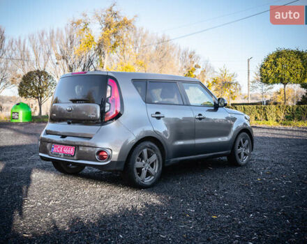 Сірий Кіа Soul, об'ємом двигуна 0 л та пробігом 46 тис. км за 11750 $, фото 6 на Automoto.ua