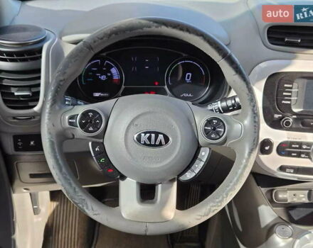 Серый Киа Soul, объемом двигателя 0 л и пробегом 116 тыс. км за 8900 $, фото 22 на Automoto.ua