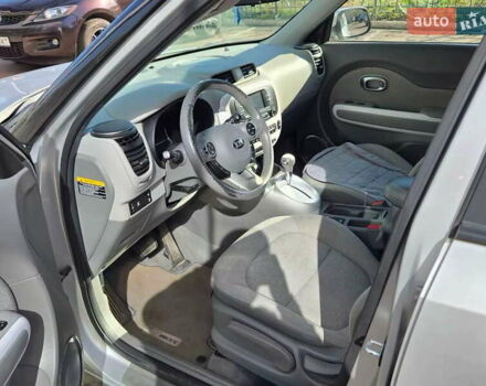 Серый Киа Soul, объемом двигателя 0 л и пробегом 116 тыс. км за 8900 $, фото 12 на Automoto.ua