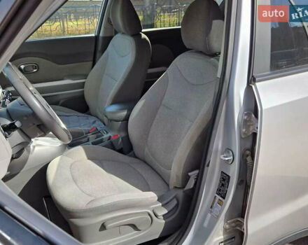 Серый Киа Soul, объемом двигателя 0 л и пробегом 116 тыс. км за 8900 $, фото 13 на Automoto.ua