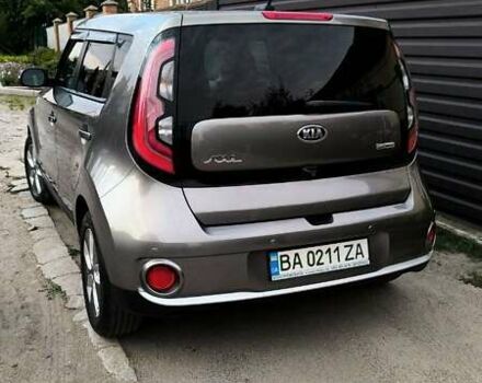 Серый Киа Soul, объемом двигателя 0 л и пробегом 82 тыс. км за 11500 $, фото 25 на Automoto.ua