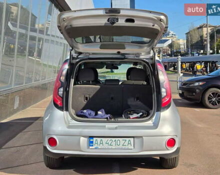 Серый Киа Soul, объемом двигателя 0 л и пробегом 116 тыс. км за 8900 $, фото 8 на Automoto.ua