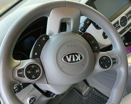 Серый Киа Soul, объемом двигателя 0 л и пробегом 97 тыс. км за 12500 $, фото 6 на Automoto.ua