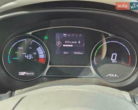 Серый Киа Soul, объемом двигателя 0 л и пробегом 116 тыс. км за 8900 $, фото 28 на Automoto.ua