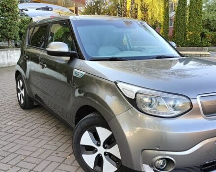 Серый Киа Soul, объемом двигателя 0 л и пробегом 97 тыс. км за 12500 $, фото 4 на Automoto.ua