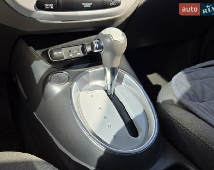Сірий Кіа Soul, об'ємом двигуна 0 л та пробігом 116 тис. км за 9700 $, фото 22 на Automoto.ua