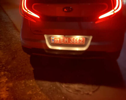 Сірий Кіа Soul, об'ємом двигуна 0 л та пробігом 82 тис. км за 17600 $, фото 10 на Automoto.ua