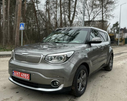 Сірий Кіа Soul, об'ємом двигуна 0 л та пробігом 142 тис. км за 10550 $, фото 2 на Automoto.ua