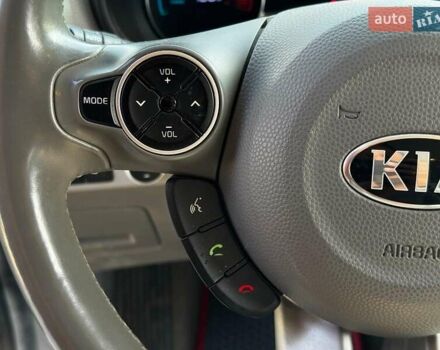 Сірий Кіа Soul, об'ємом двигуна 0 л та пробігом 152 тис. км за 10590 $, фото 14 на Automoto.ua