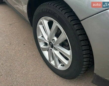 Серый Киа Soul, объемом двигателя 2 л и пробегом 186 тыс. км за 10900 $, фото 8 на Automoto.ua