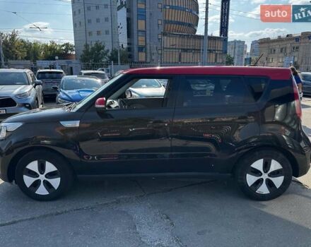Сірий Кіа Soul, об'ємом двигуна 0 л та пробігом 152 тис. км за 10590 $, фото 3 на Automoto.ua