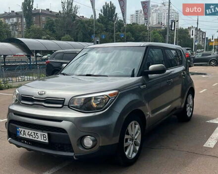 Серый Киа Soul, объемом двигателя 2 л и пробегом 186 тыс. км за 10900 $, фото 5 на Automoto.ua