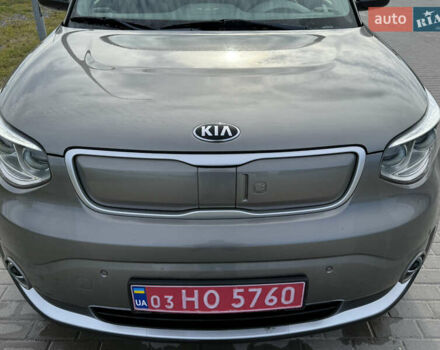 Сірий Кіа Soul, об'ємом двигуна 0 л та пробігом 76 тис. км за 10999 $, фото 7 на Automoto.ua