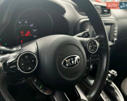 Серый Киа Soul, объемом двигателя 2 л и пробегом 186 тыс. км за 10900 $, фото 23 на Automoto.ua