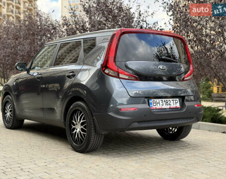 Серый Киа Soul, объемом двигателя 2 л и пробегом 30 тыс. км за 16500 $, фото 19 на Automoto.ua