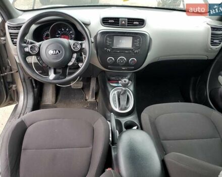 Серый Киа Soul, объемом двигателя 1.6 л и пробегом 78 тыс. км за 2800 $, фото 7 на Automoto.ua