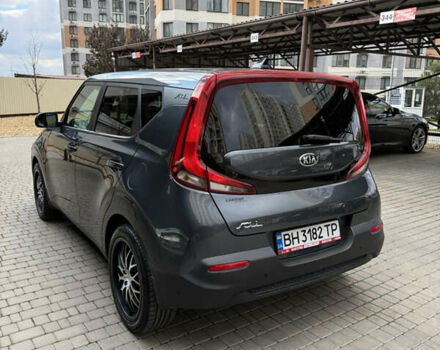 Серый Киа Soul, объемом двигателя 2 л и пробегом 30 тыс. км за 16500 $, фото 2 на Automoto.ua