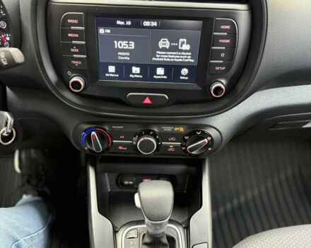 Серый Киа Soul, объемом двигателя 2 л и пробегом 30 тыс. км за 16999 $, фото 14 на Automoto.ua