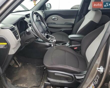Серый Киа Soul, объемом двигателя 1.6 л и пробегом 78 тыс. км за 2800 $, фото 6 на Automoto.ua