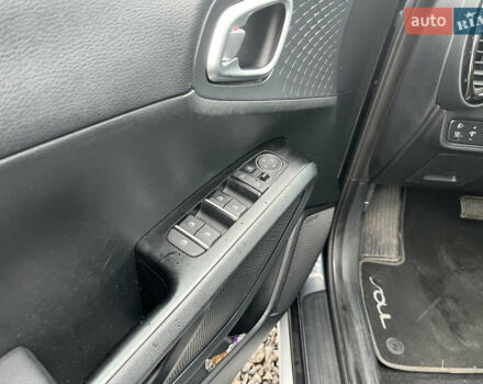 Сірий Кіа Soul, об'ємом двигуна 0 л та пробігом 78 тис. км за 16300 $, фото 7 на Automoto.ua