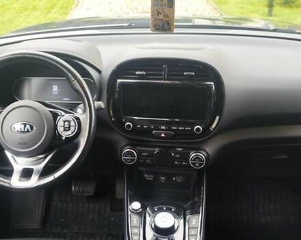 Серый Киа Soul, объемом двигателя 0 л и пробегом 129 тыс. км за 17350 $, фото 22 на Automoto.ua