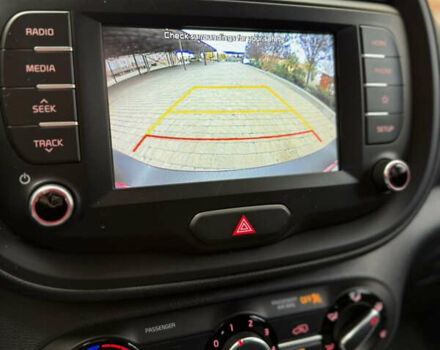 Серый Киа Soul, объемом двигателя 2 л и пробегом 30 тыс. км за 16999 $, фото 13 на Automoto.ua