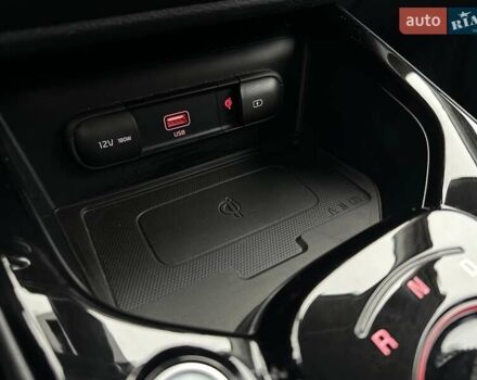 Серый Киа Soul, объемом двигателя 0 л и пробегом 42 тыс. км за 20200 $, фото 12 на Automoto.ua