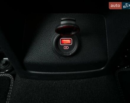 Серый Киа Soul, объемом двигателя 0 л и пробегом 42 тыс. км за 20200 $, фото 77 на Automoto.ua