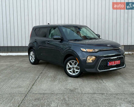 Серый Киа Soul, объемом двигателя 0 л и пробегом 37 тыс. км за 15300 $, фото 3 на Automoto.ua