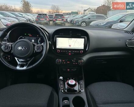 Серый Киа Soul, объемом двигателя 0 л и пробегом 42 тыс. км за 20200 $, фото 41 на Automoto.ua