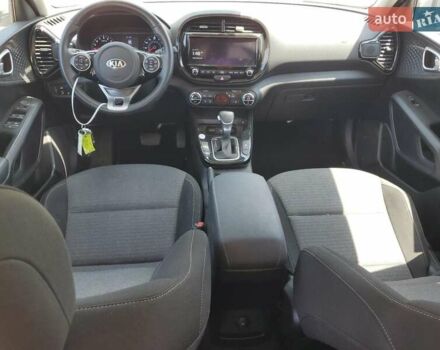 Серый Киа Soul, объемом двигателя 2 л и пробегом 55 тыс. км за 4400 $, фото 7 на Automoto.ua