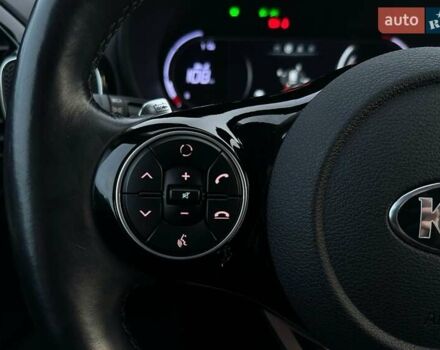 Серый Киа Soul, объемом двигателя 0 л и пробегом 42 тыс. км за 20200 $, фото 45 на Automoto.ua