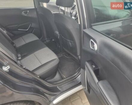 Серый Киа Soul, объемом двигателя 0 л и пробегом 110 тыс. км за 17200 $, фото 7 на Automoto.ua