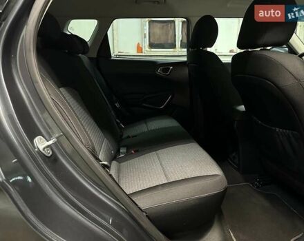 Серый Киа Soul, объемом двигателя 0 л и пробегом 42 тыс. км за 20200 $, фото 83 на Automoto.ua