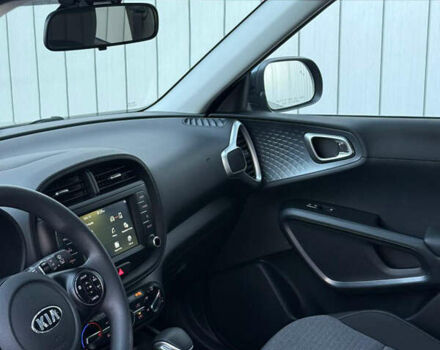 Серый Киа Soul, объемом двигателя 0 л и пробегом 37 тыс. км за 15300 $, фото 17 на Automoto.ua